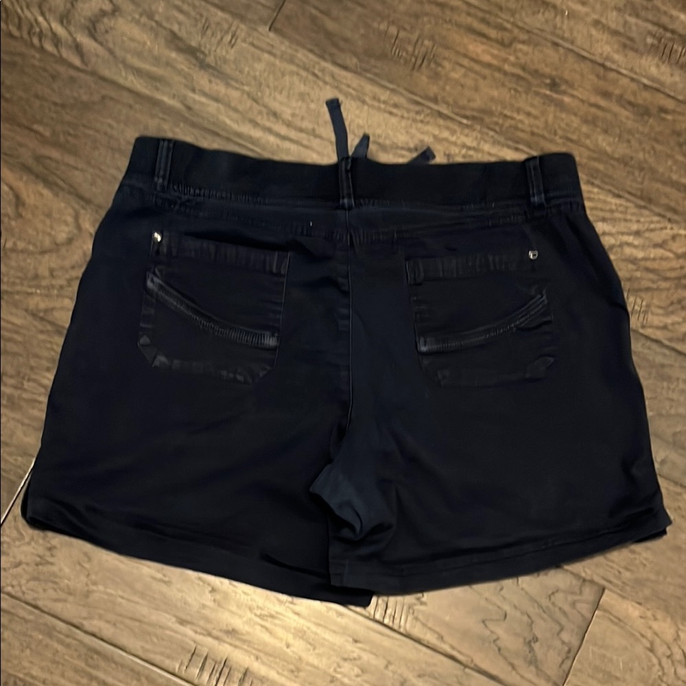 Women's Black Casual Shorts - Picture 4 of 5